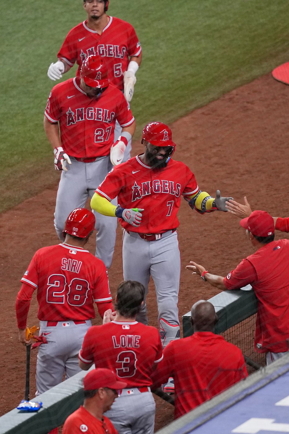 Trout homers in his return for the Angels from a hamstring strain after a 17-game absence | iNFOnews.ca