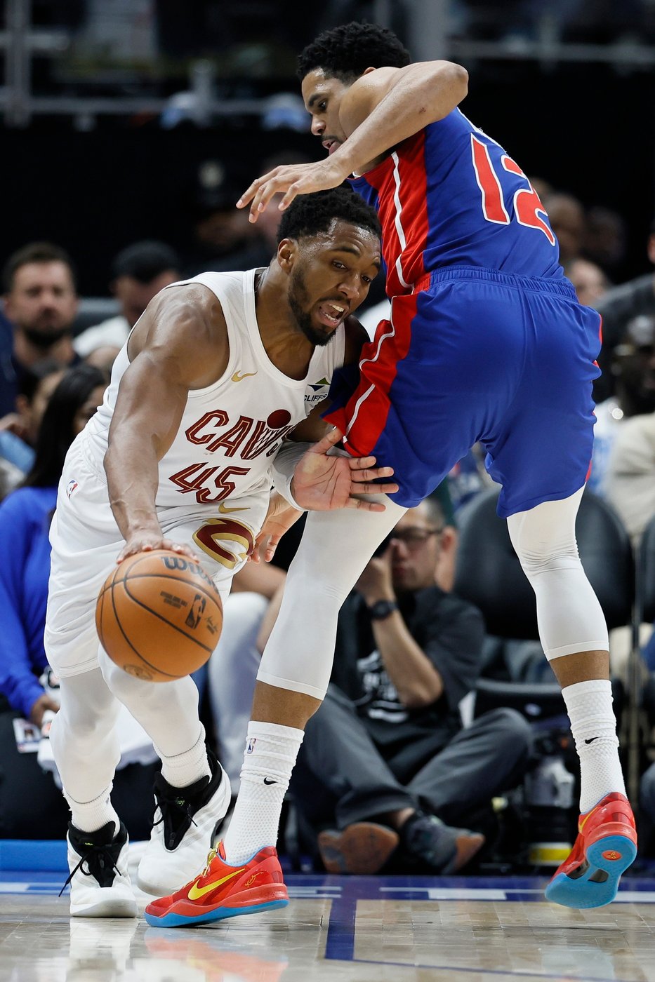 Cavs' Donovan Mitchell breaks through, reaching the conference finals for the first time | iNFOnews.ca