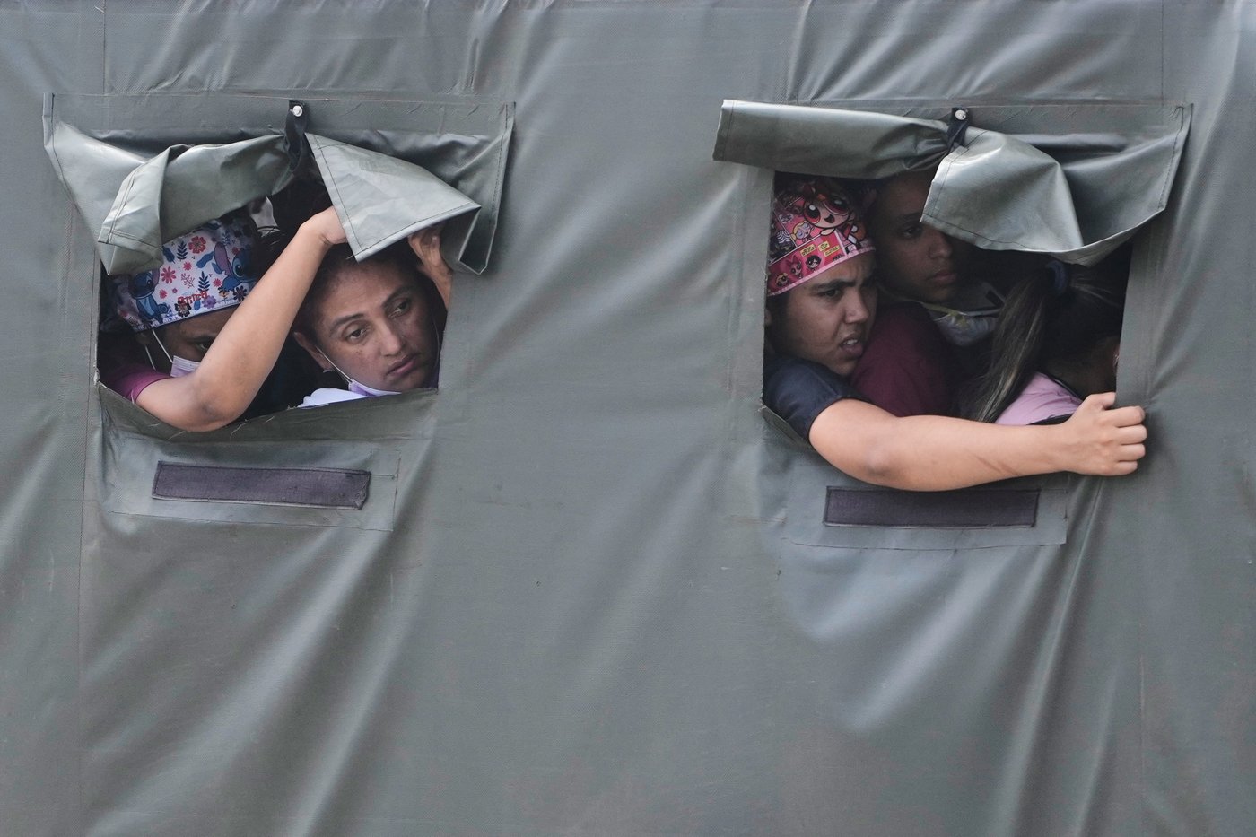 Photos show rescue efforts across earthquake-ravaged Venezuela | iNFOnews.ca