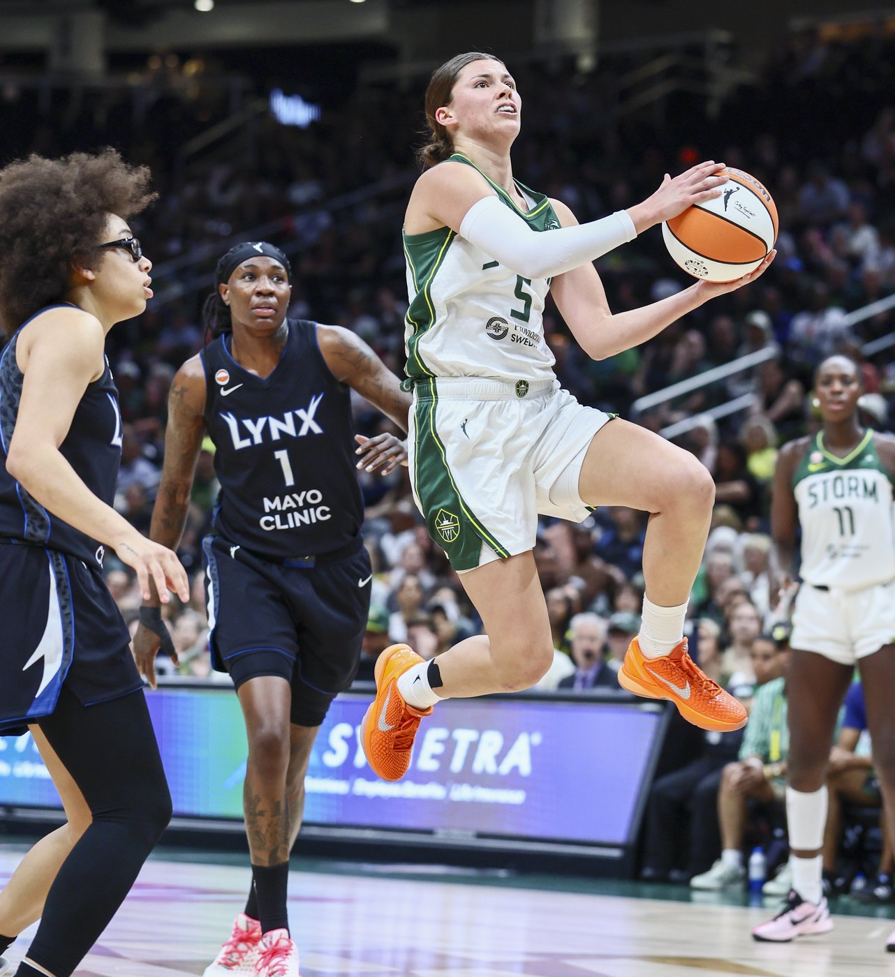 Collier scores 24 points in her return, Lynx top Storm 86-76 for best record at WNBA All-Star break | iNFOnews.ca Collier scores 24 points in her return, Lynx top Storm 86-76 for best record at WNBA All-Star break | iNFOnews.ca