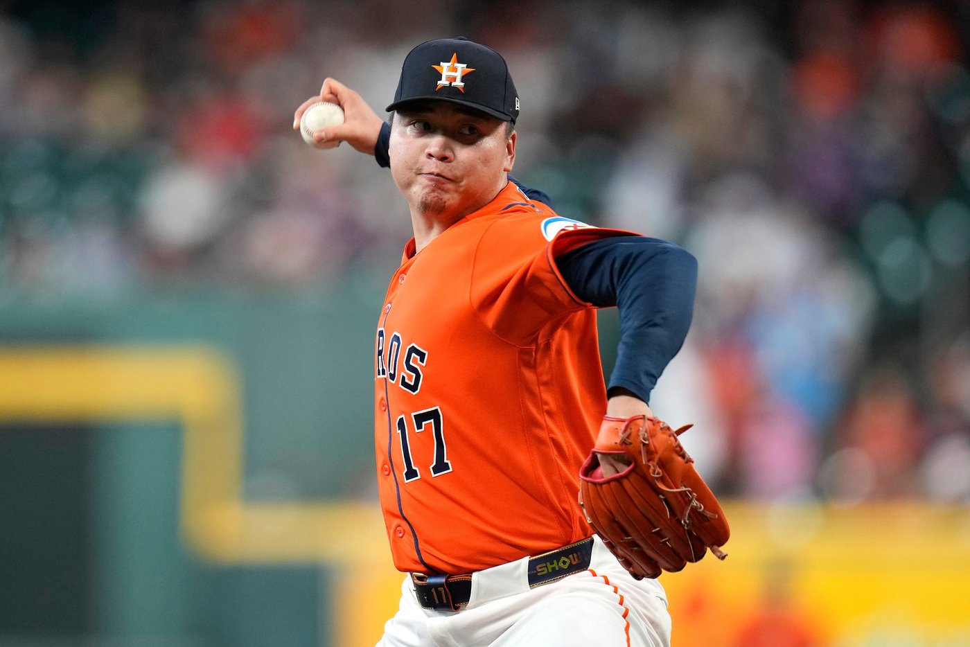 Turang’s 10th-inning sacrifice fly lifts the Brewers past the Astros 5-4 | iNFOnews.ca