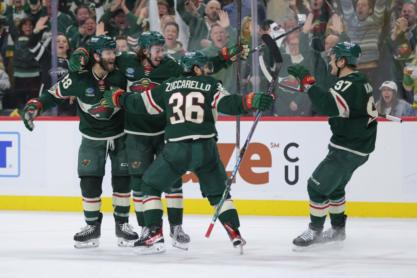Wild beat Stars 5-2 for first playoff series win in 11 years | iNFOnews.ca