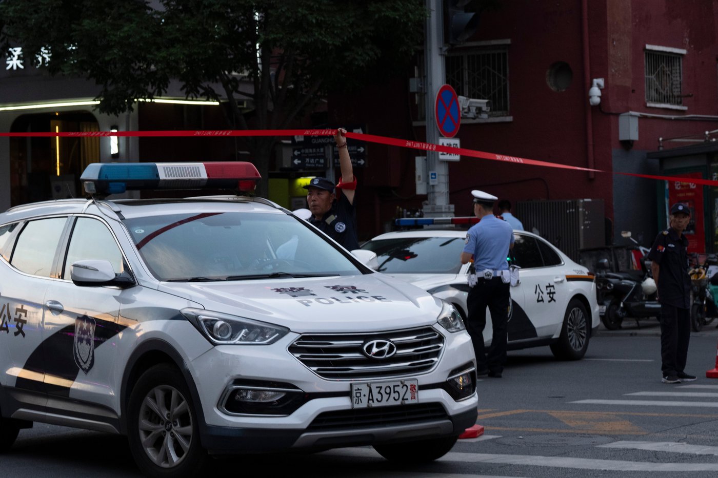Small aircraft crashes into Beijing’s tallest building, according to flight tracking service | iNFOnews.ca