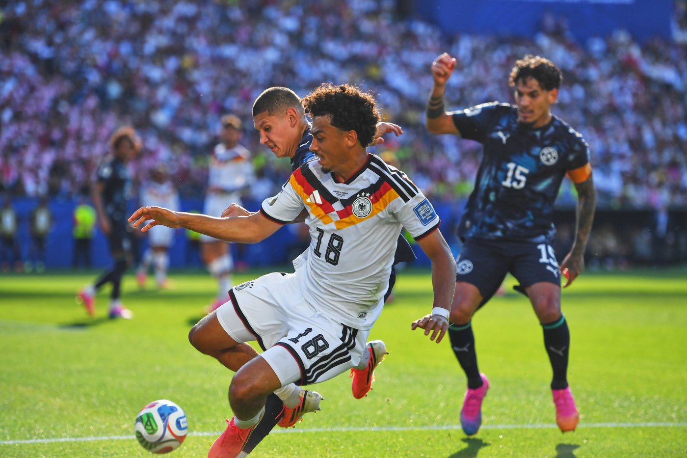 Bayern signs Germany left back Nathaniel Brown from Frankfurt for reported $63 million | iNFOnews.ca