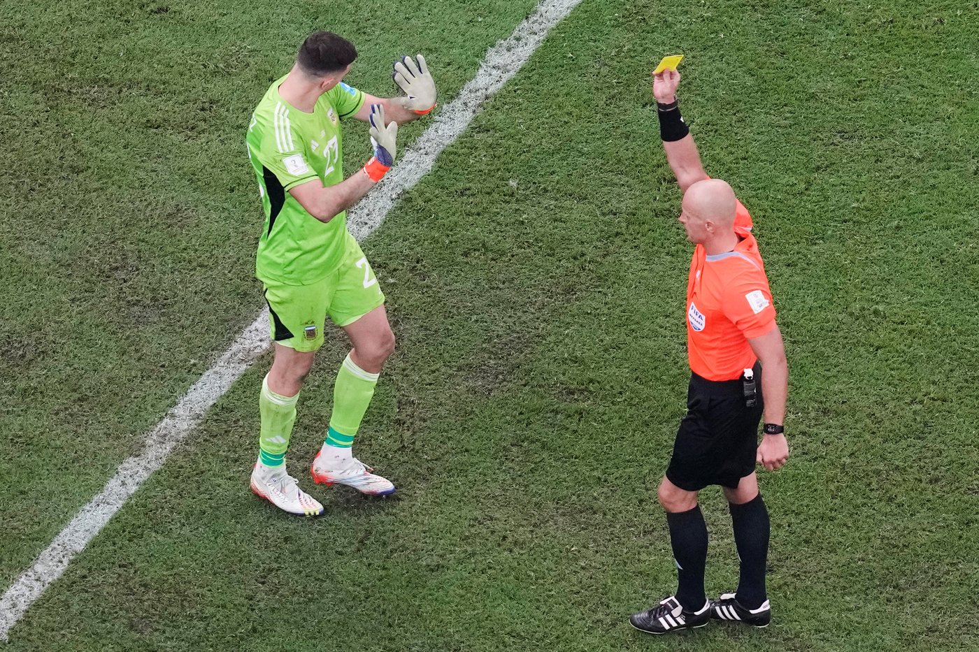 Emiliano Martínez’s mind games: From childhood tricks to FIFA’s code for goalkeepers | iNFOnews.ca