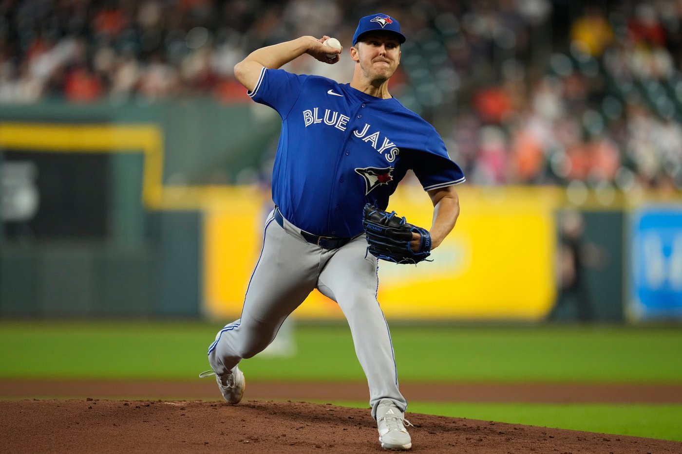 Ernie Clement’s 10th-inning, 2-run homer lifts the Blue Jays past the Astros | iNFOnews.ca Ernie Clement’s 10th-inning, 2-run homer lifts the Blue Jays past the Astros | iNFOnews.ca