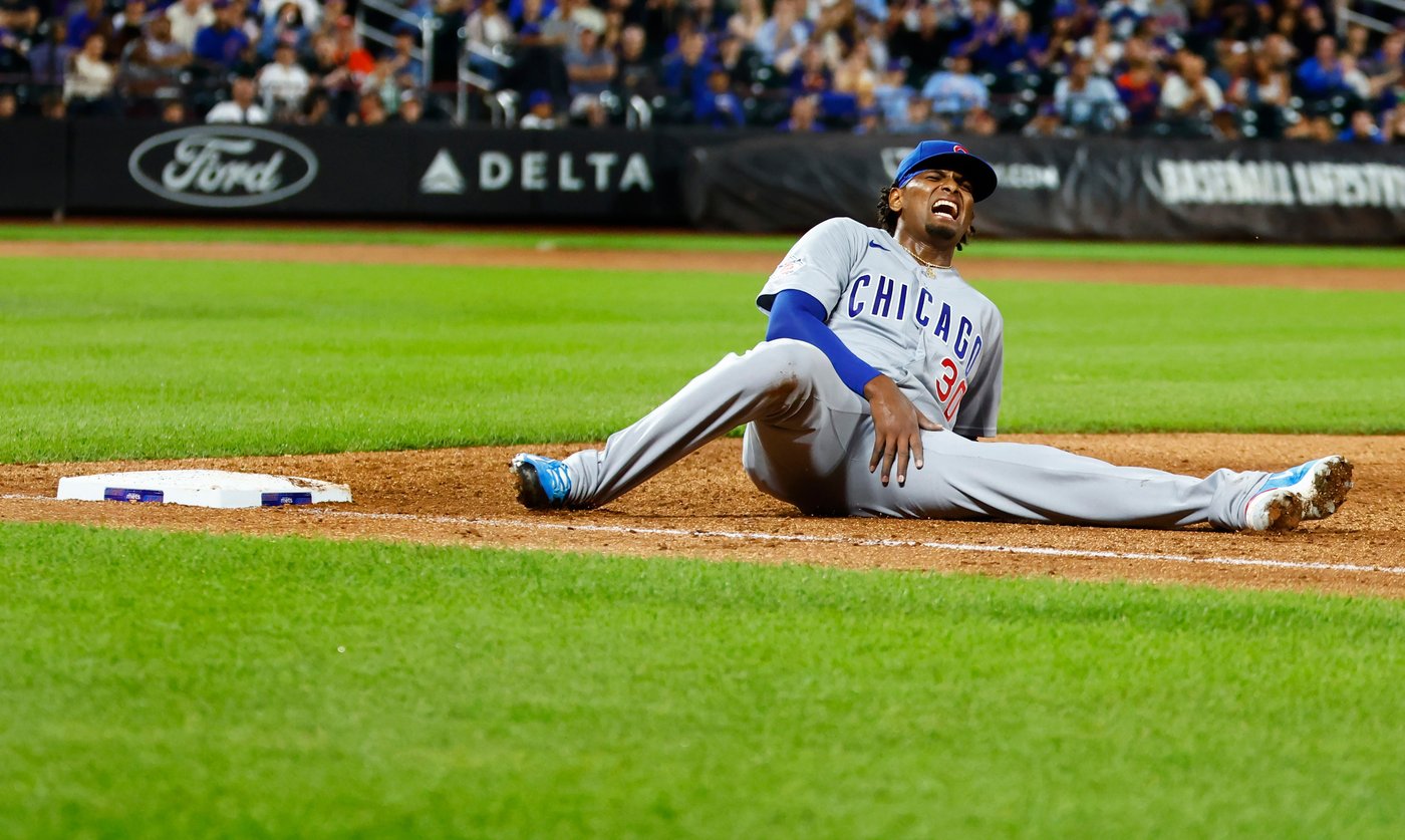 Cubs pitcher Edward Cabrera headed to IL after being carted off the field with a left leg injury | iNFOnews.ca