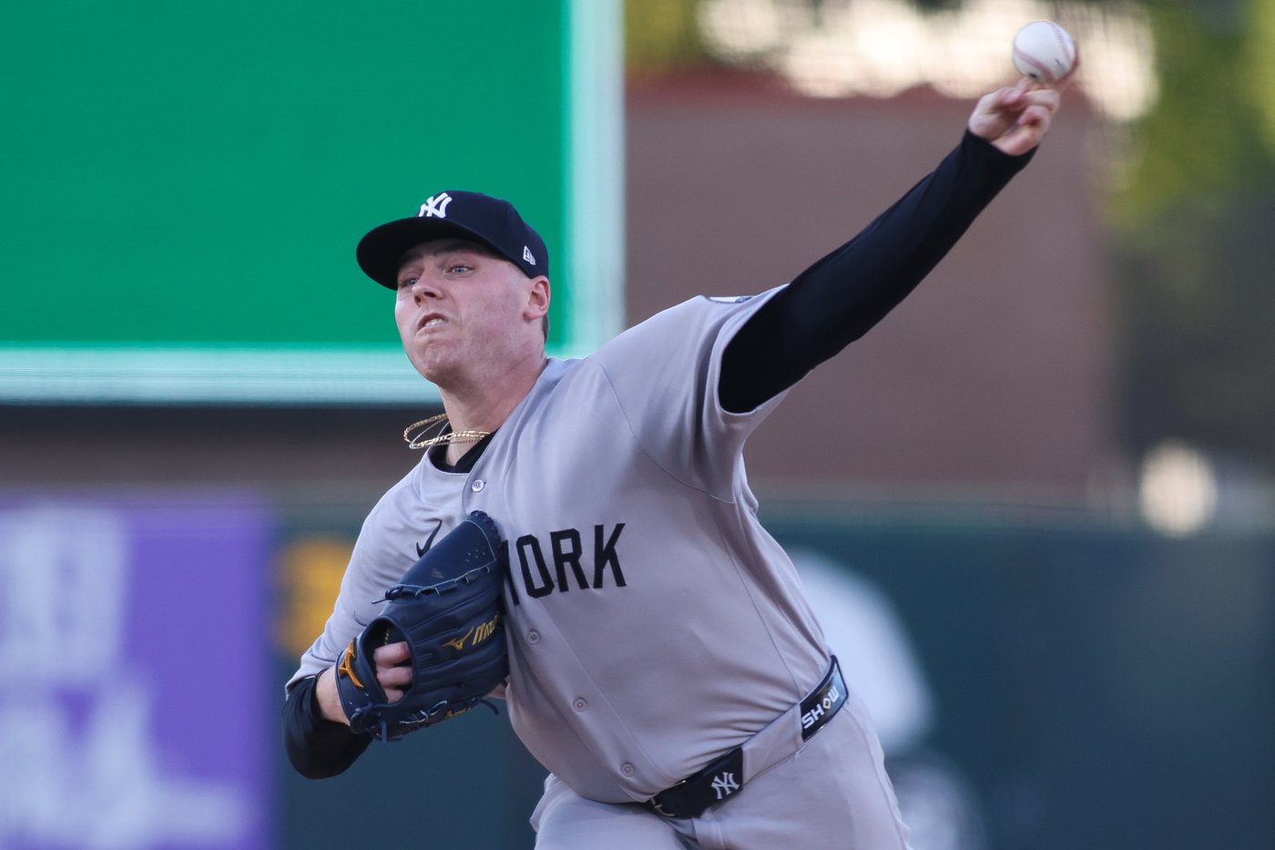 Athletics hit 3 homers to beat Yankees 6-4 and snap a 4-game losing streak | iNFOnews.ca
