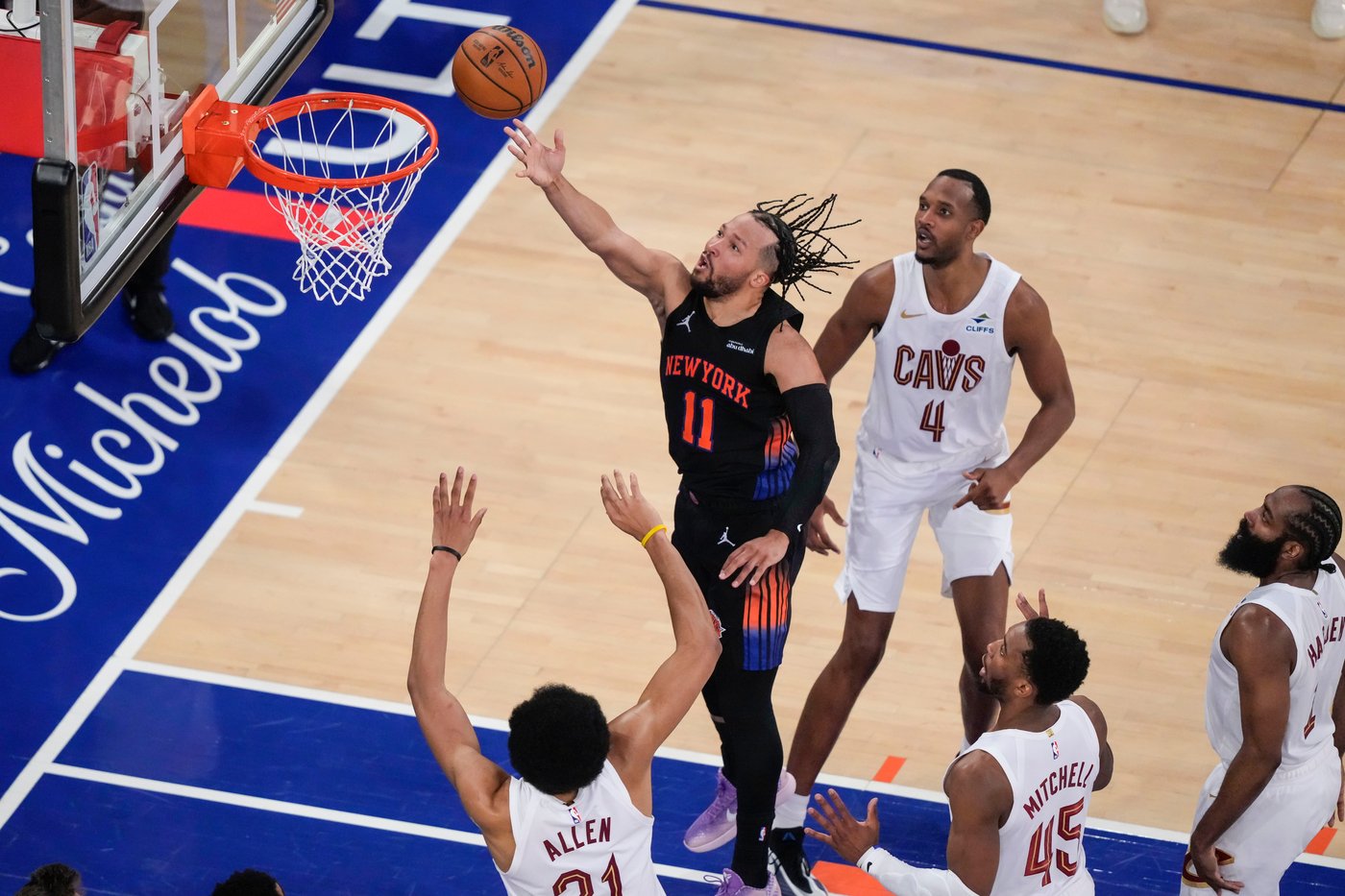 Knicks move 2 wins from the NBA Finals with a 109-93 victory over the Cavs | iNFOnews.ca