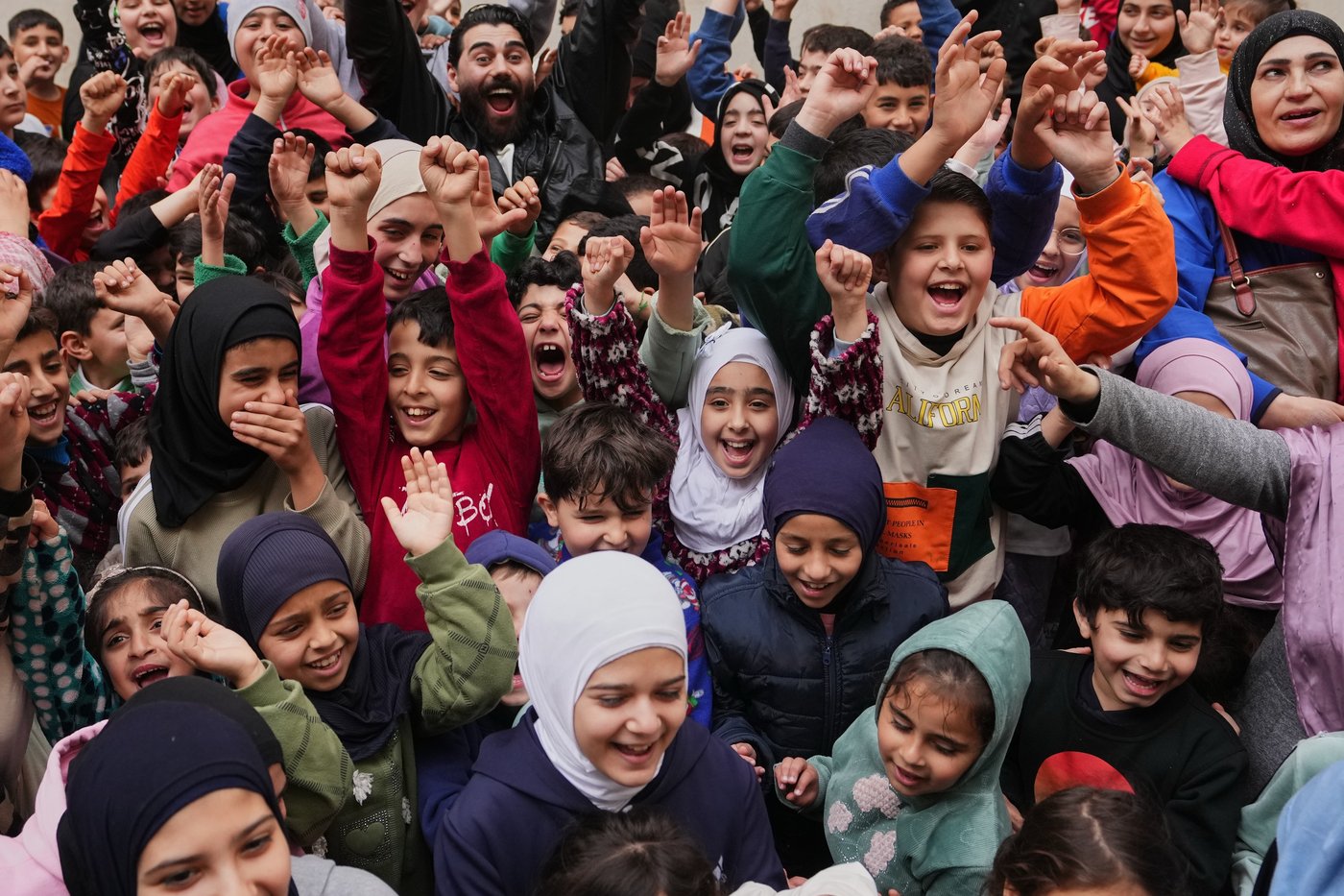 A look at celebrations for Eid al-Fitr around the world, in photos | iNFOnews.ca