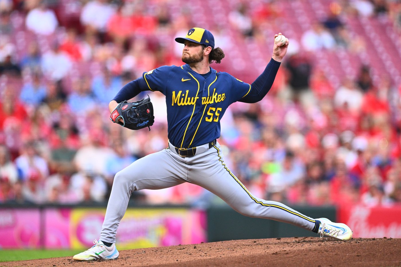 Brewers beat the Reds 6-5 to complete a 3-game sweep | iNFOnews.ca