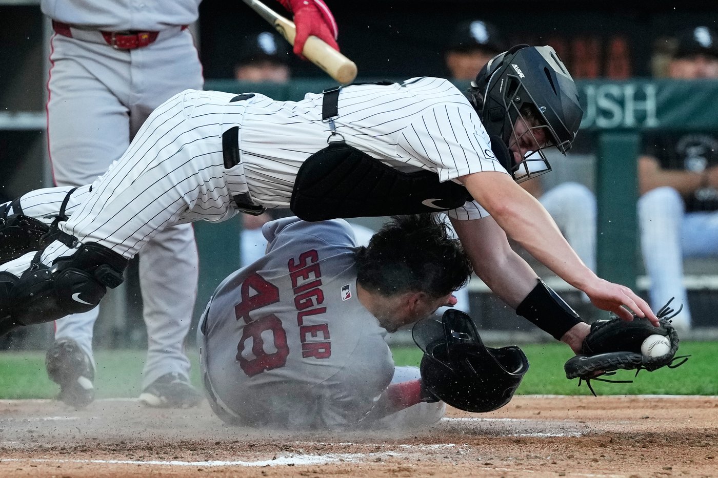 Bennett, Cheng lead the Red Sox past the White Sox, 5-0 | iNFOnews.ca