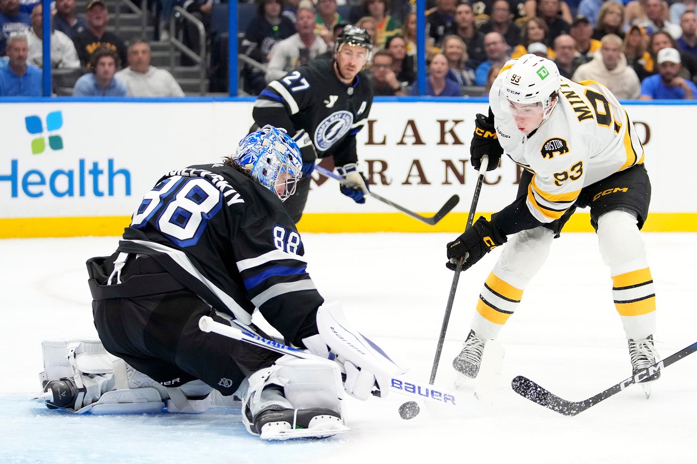 Lightning beat the Bruins 3-1 hours after securing a playoff spot | iNFOnews.ca