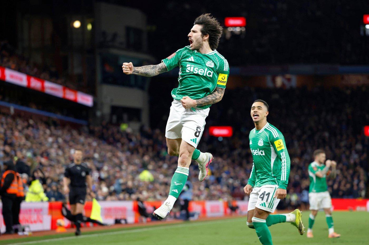 Third-tier Mansfield stuns Premier League team Burnley for another FA Cup shock | iNFOnews.ca