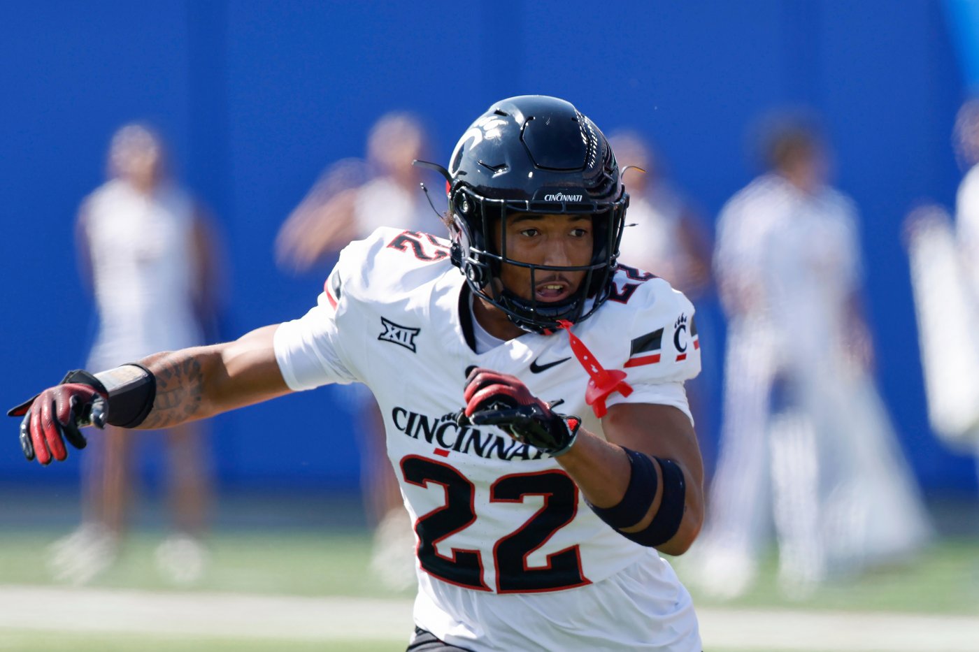 Cincinnati climbing in Big 12, inexperience and tough schedule loom large for Satterfield's team | iNFOnews.ca Cincinnati climbing in Big 12, inexperience and tough schedule loom large for Satterfield's team | iNFOnews.ca