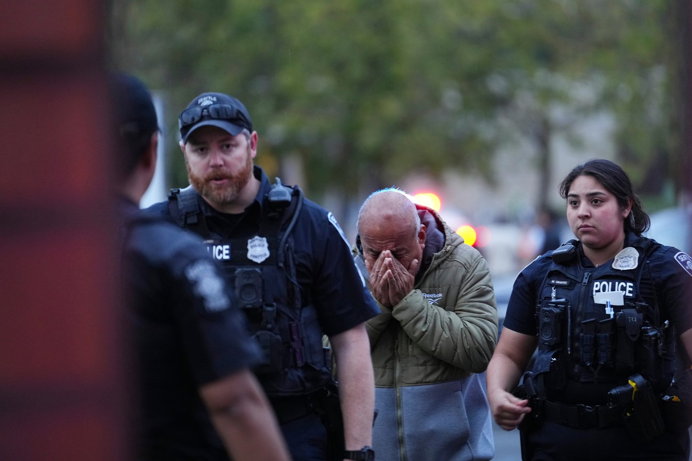 Police arrest 1 person and search for another after Seattle festival shooting that killed 3 | iNFOnews.ca Police arrest 1 person and search for another after Seattle festival shooting that killed 3 | iNFOnews.ca