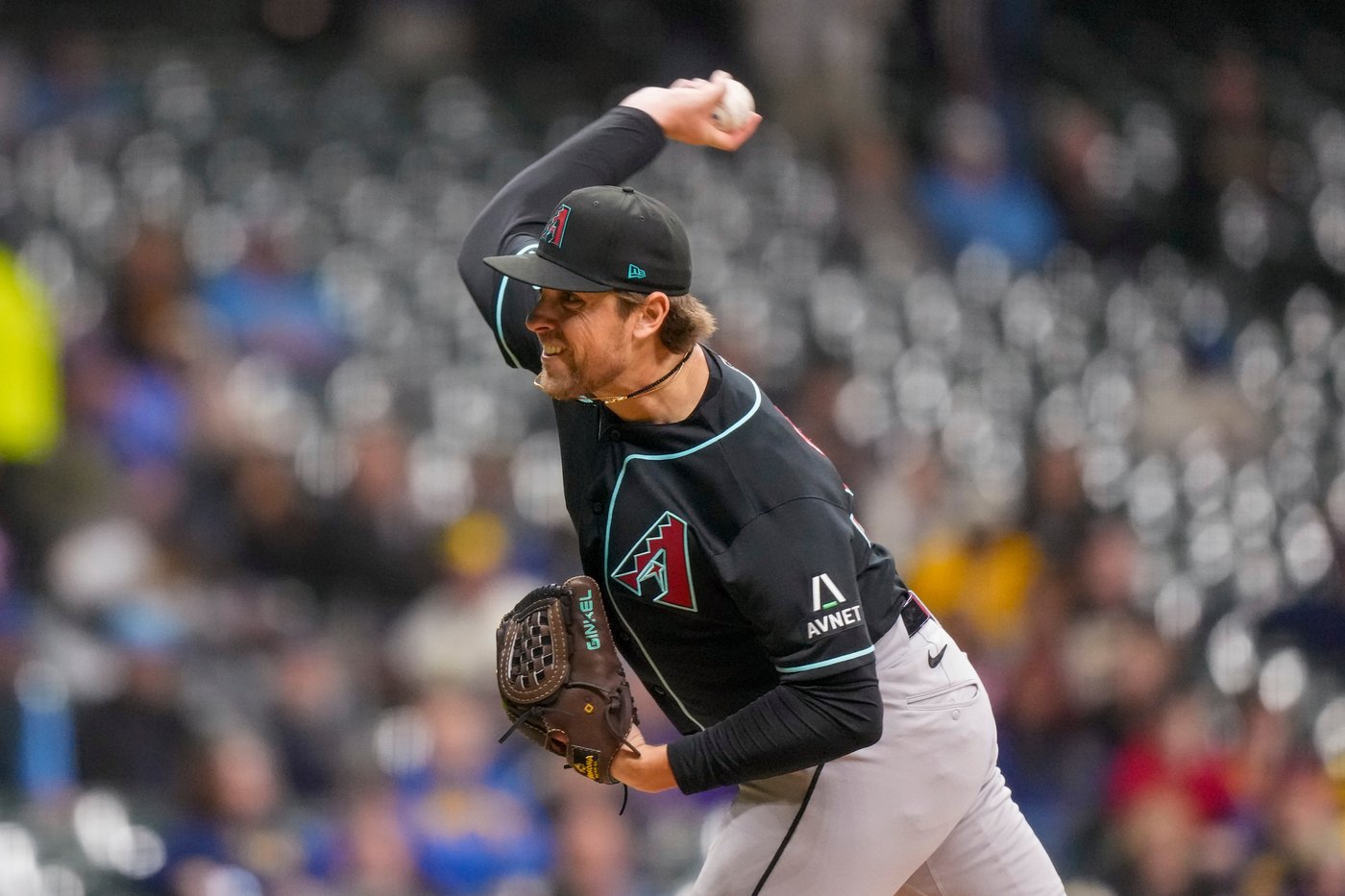 D-backs hit 4 homers and Vargas stretches hit streak in 6-2 win over Brewers | iNFOnews.ca