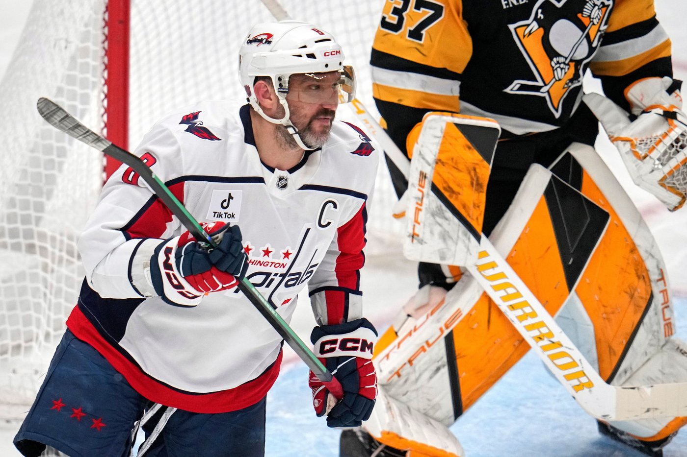 Alex Ovechkin appreciates standing ovation during possible final game in Pittsburgh | iNFOnews.ca