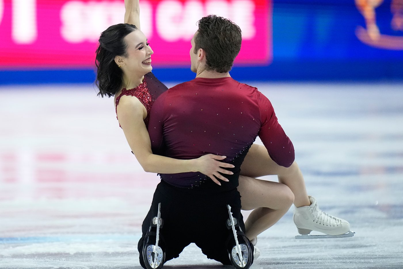 Canadian pair Pereira, Michaud in third after short program at figure skating worlds | iNFOnews.ca