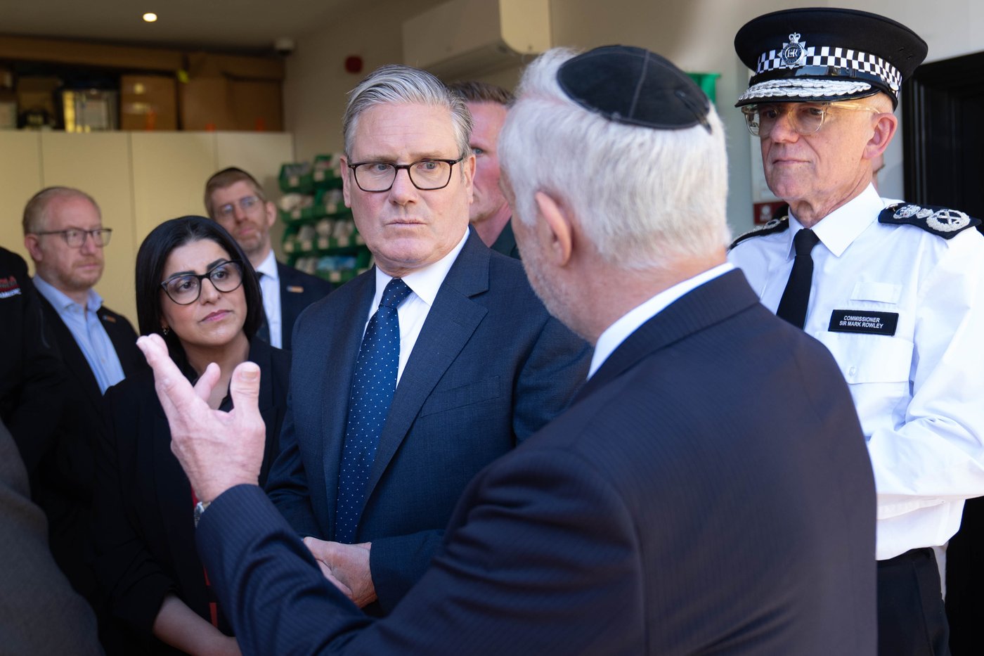 Counterterror police probe arson attack at a former London synagogue amid antisemitic attacks | iNFOnews.ca