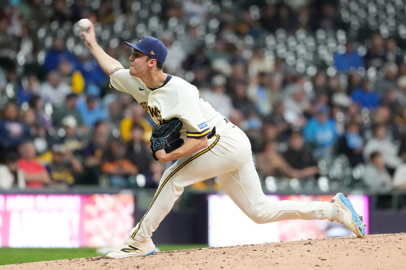 Brewers' Jacob Misiorowski leaves with cramping again after another dominating performance | iNFOnews.ca