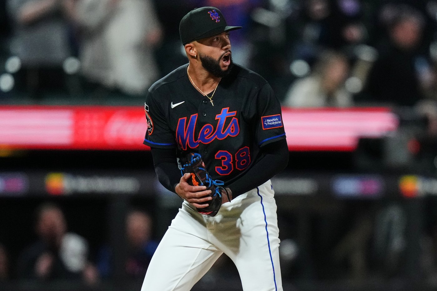 Devin Williams gets the win after the Mets' bullpen mixup | iNFOnews.ca