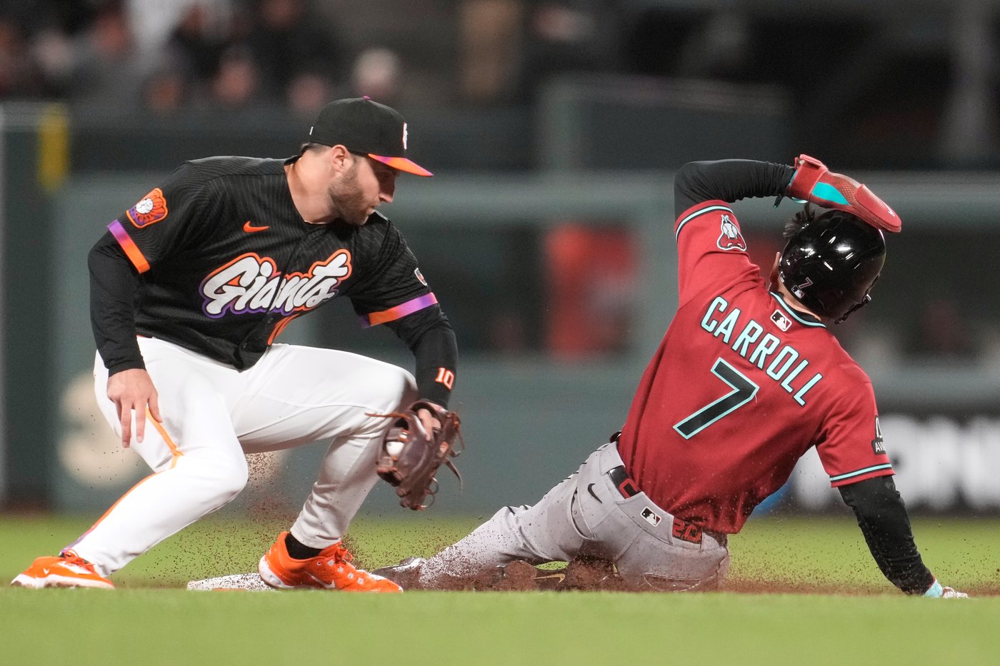 Marte and Del Castillo homer as Diamondbacks beat Giants 7-5 for ninth win in 10 games | iNFOnews.ca