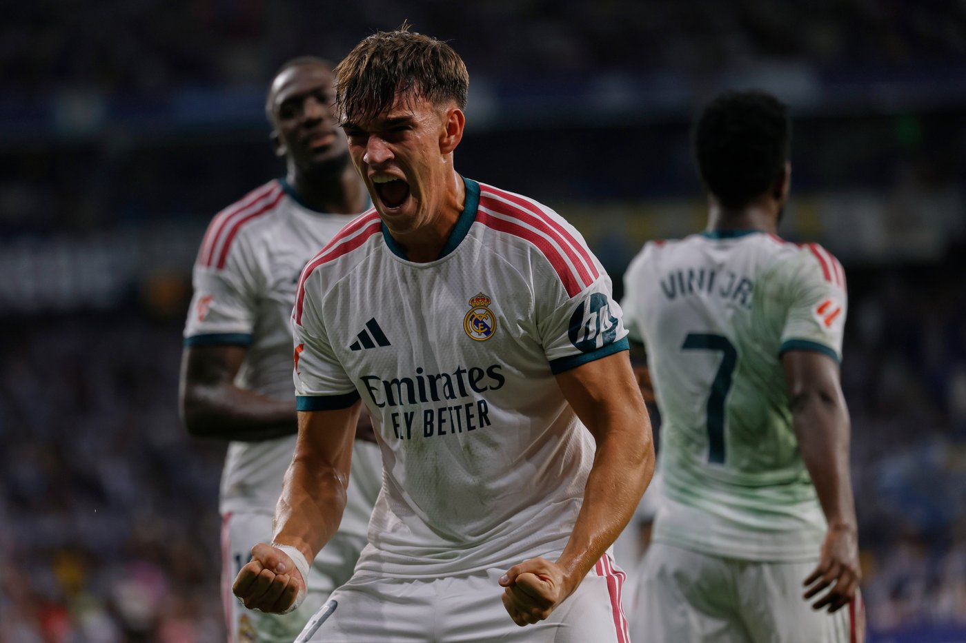 Mourinho has winning start at Madrid, Inter cruises and Man United loses | iNFOnews.ca