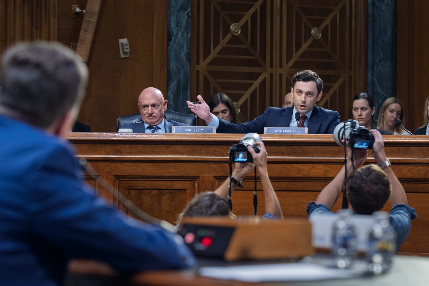 Trump's intelligence nominee clashes with Democrats over 2020 election | iNFOnews.ca