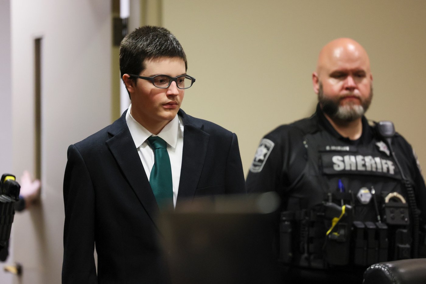 This week in court: 6 high-profile cases from the Tate brothers to D4vd | iNFOnews.ca