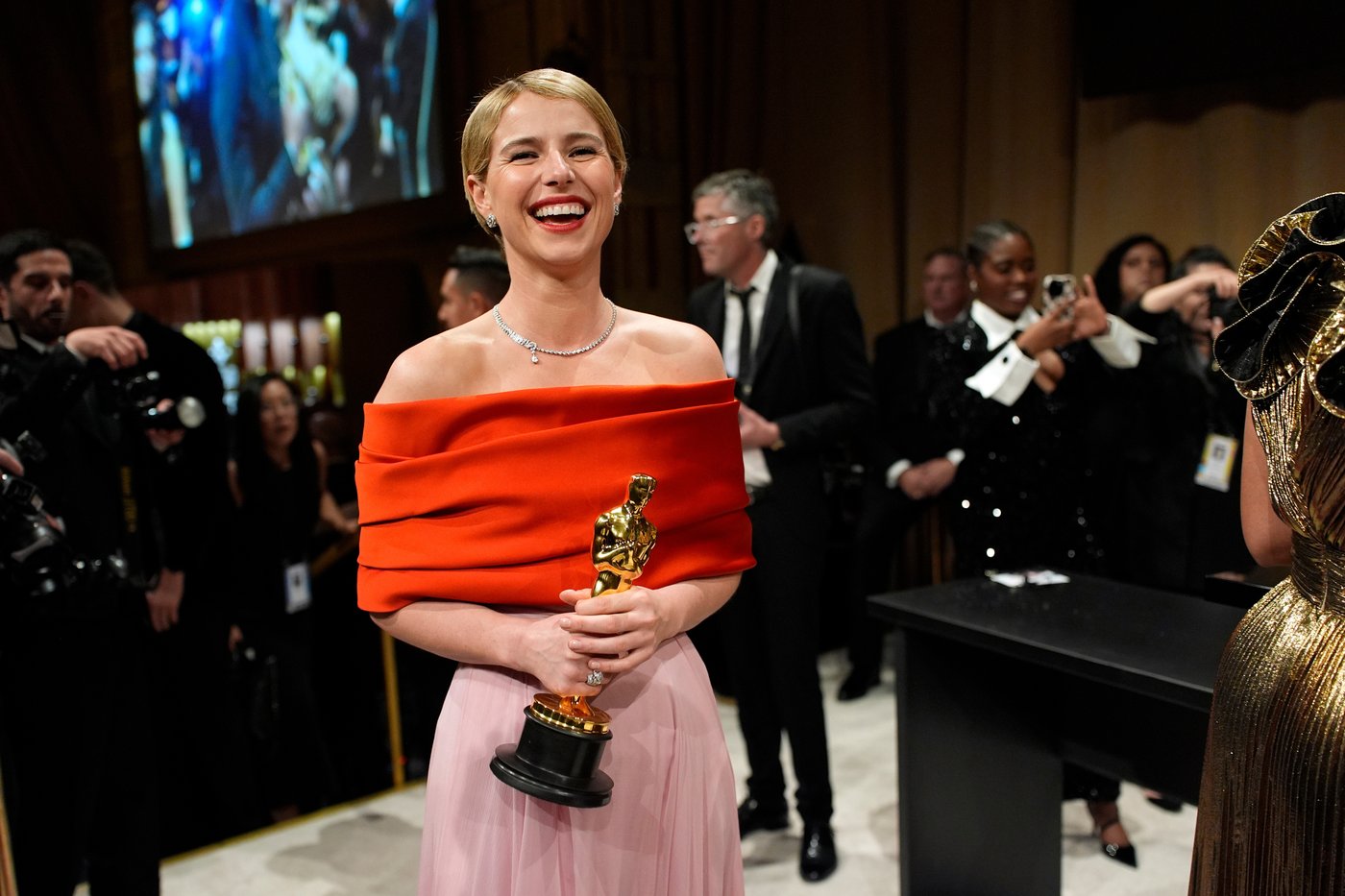 Behind the scenes at the Oscars: What you didn’t see on camera | iNFOnews.ca