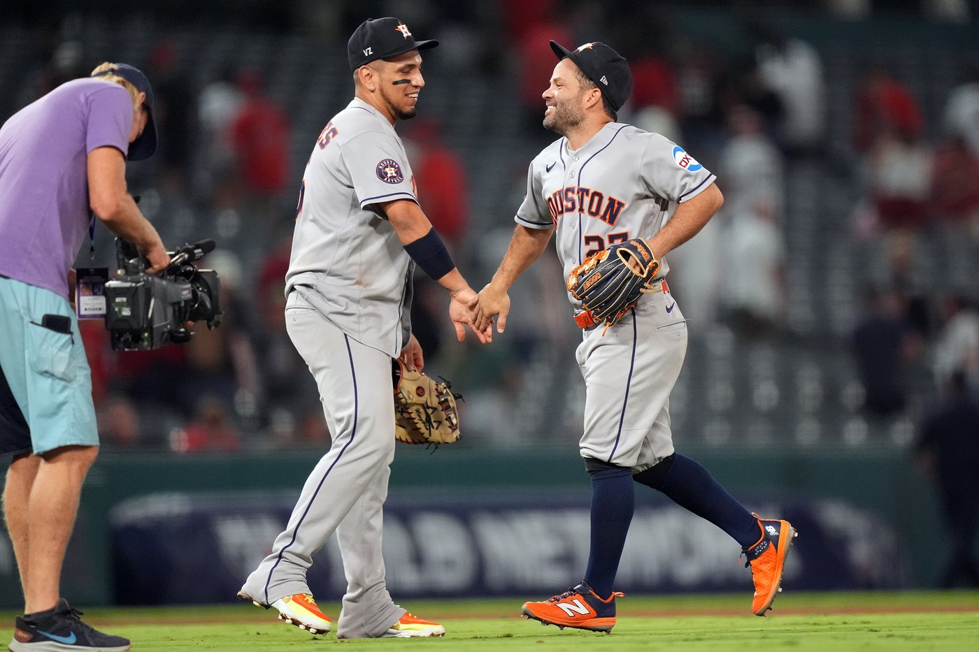 Rangers put themselves in good position as only AL West team with a winning record | iNFOnews.ca