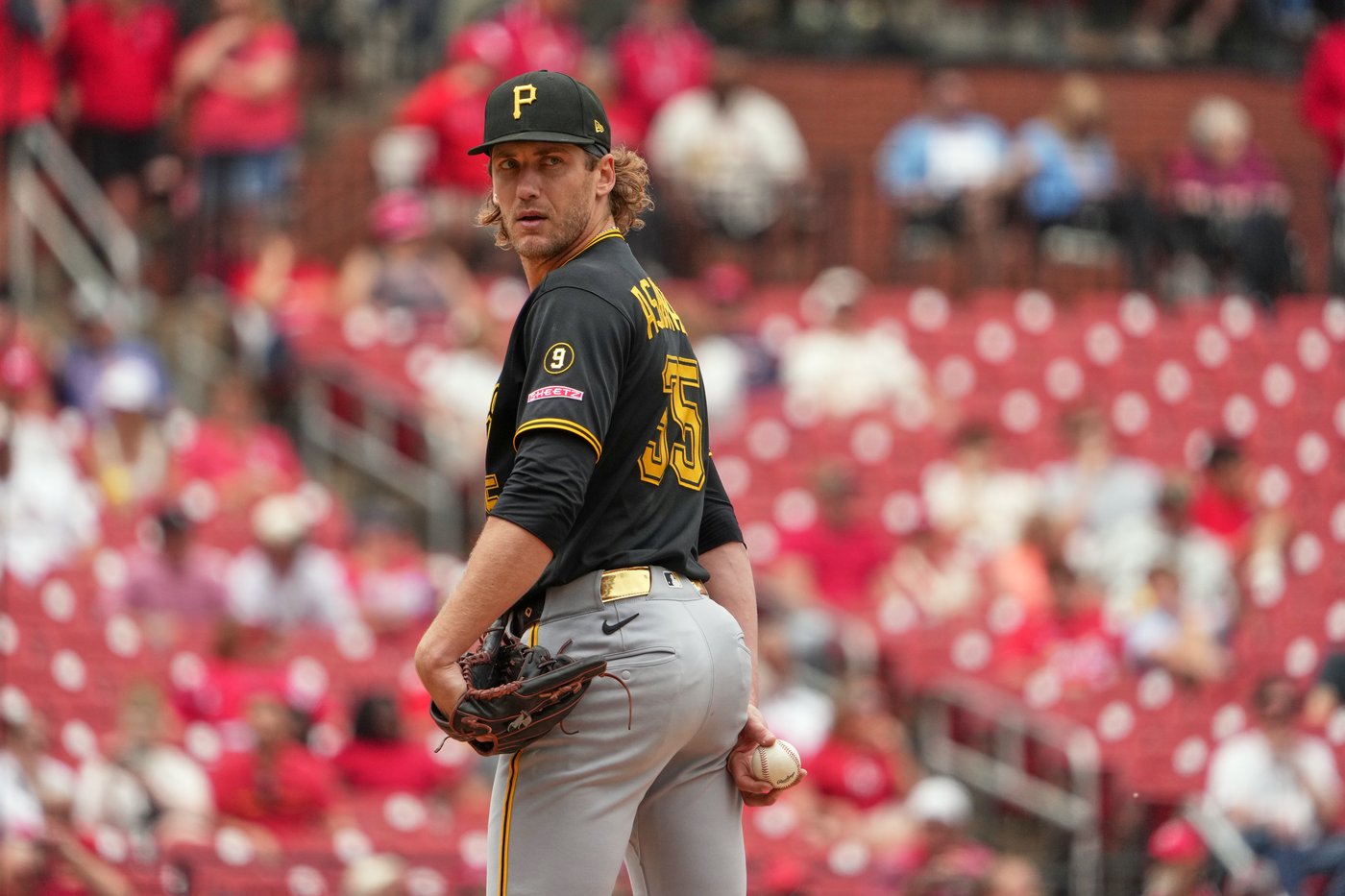 Lowe homers, Griffin extends hitting streak and Pirates beat Cardinals 6-2 | iNFOnews.ca