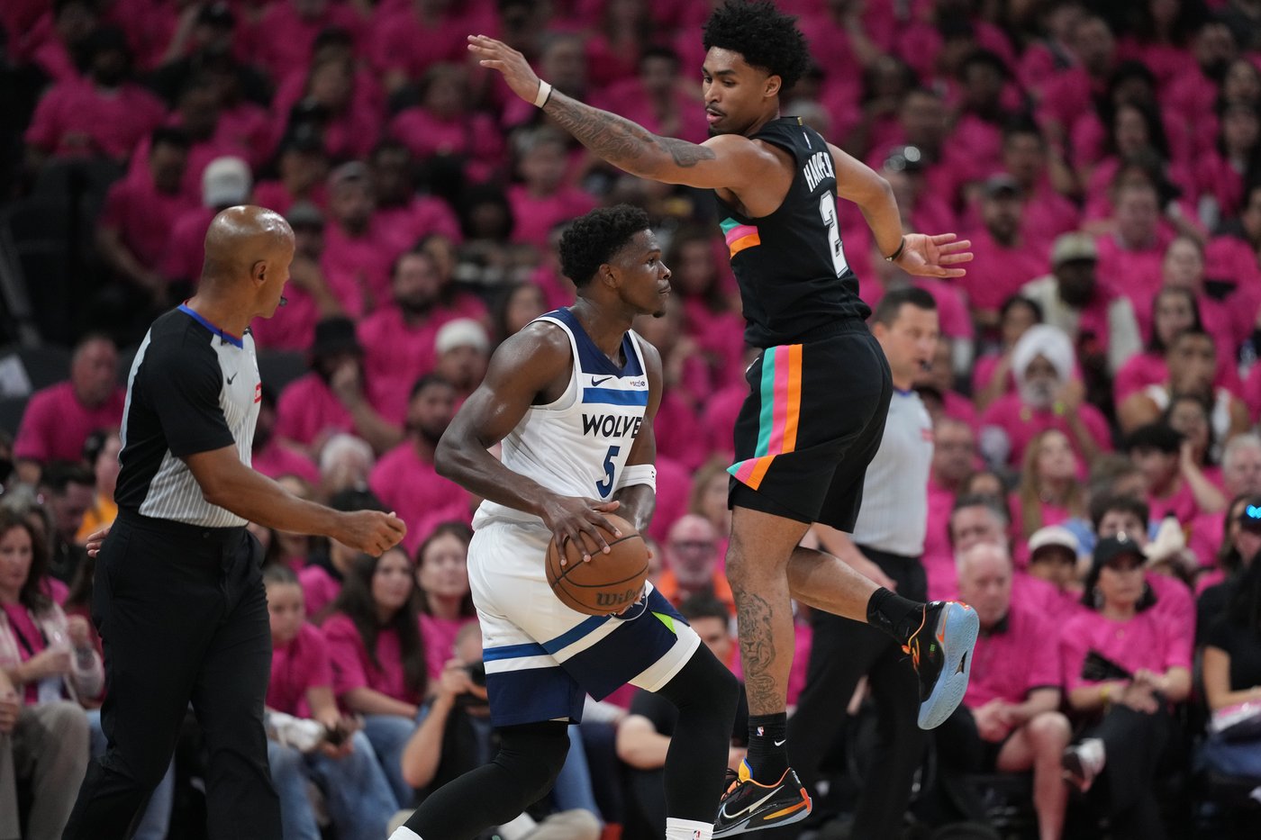 Anthony Edwards was supposed to miss the first 2 games. Instead, he stole Game 1 for Timberwolves | iNFOnews.ca