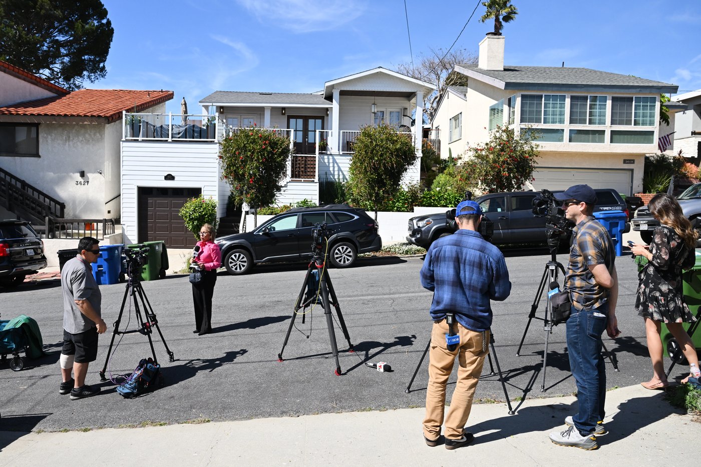 FBI searches Los Angeles school district headquarters and the superintendent’s home | iNFOnews.ca FBI searches Los Angeles school district headquarters and the superintendent’s home | iNFOnews.ca