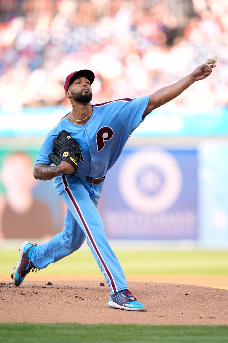 Sanchez becomes first 15-game winner in majors in Phillies' 7-3 victory over Nationals | iNFOnews.ca Sanchez becomes first 15-game winner in majors in Phillies' 7-3 victory over Nationals | iNFOnews.ca