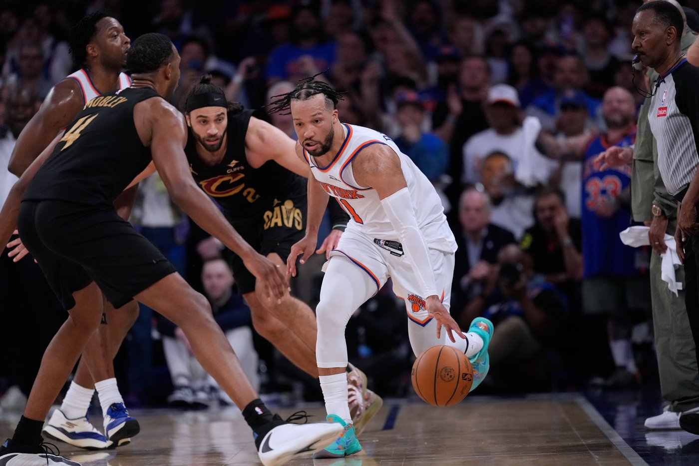 Comeback or collapse? Knicks' Game 1 rally against the Cavaliers was a little bit of both | iNFOnews.ca