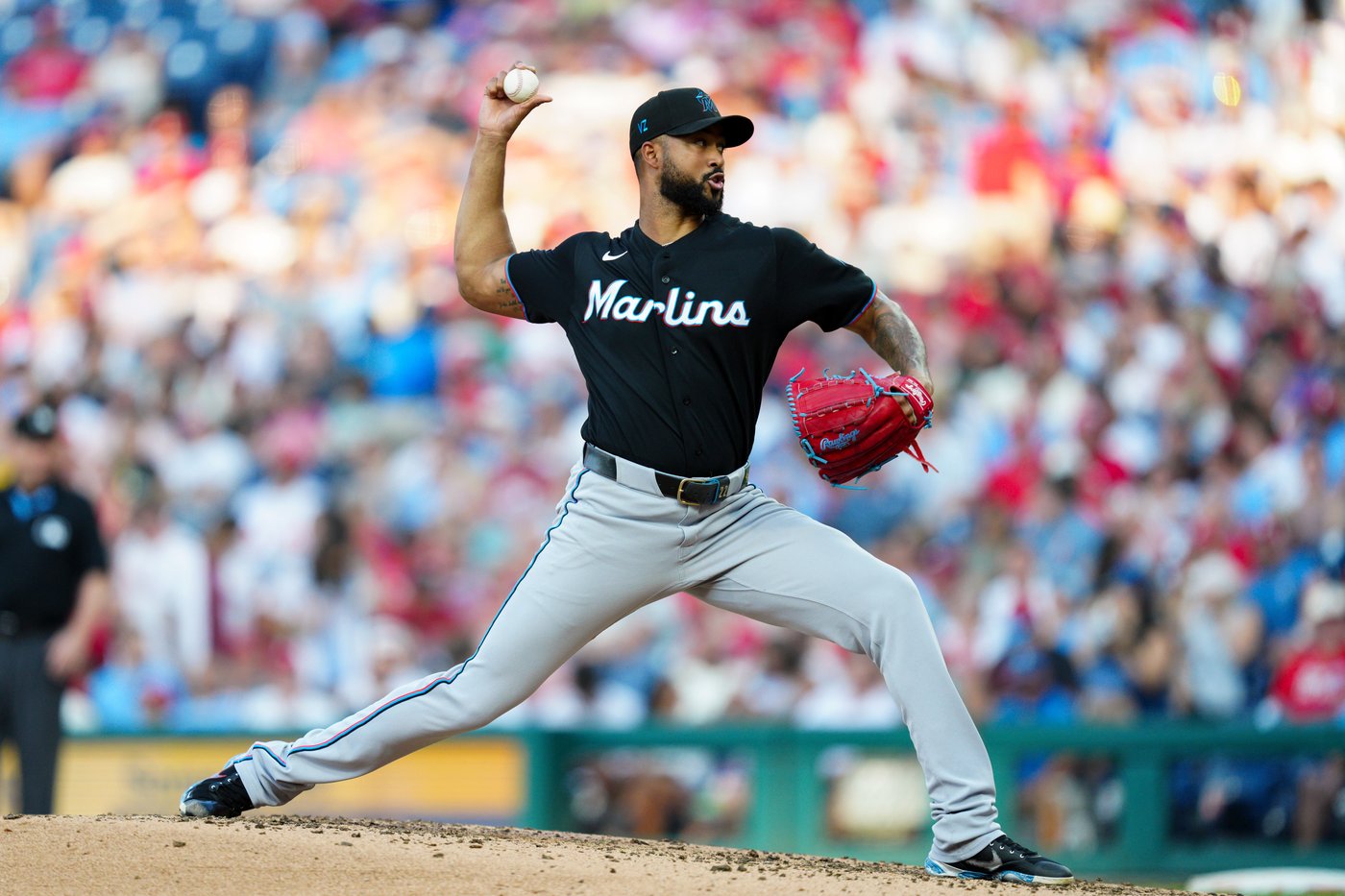 Arraez homers, Nola works 7 strong innings to power the Phillies past the Marlins 4-1 | iNFOnews.ca Arraez homers, Nola works 7 strong innings to power the Phillies past the Marlins 4-1 | iNFOnews.ca