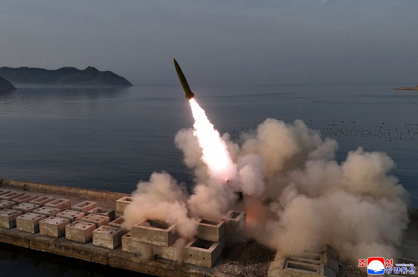 North Korea again tests cluster munitions in a launch observed by Kim and his daughter | iNFOnews.ca