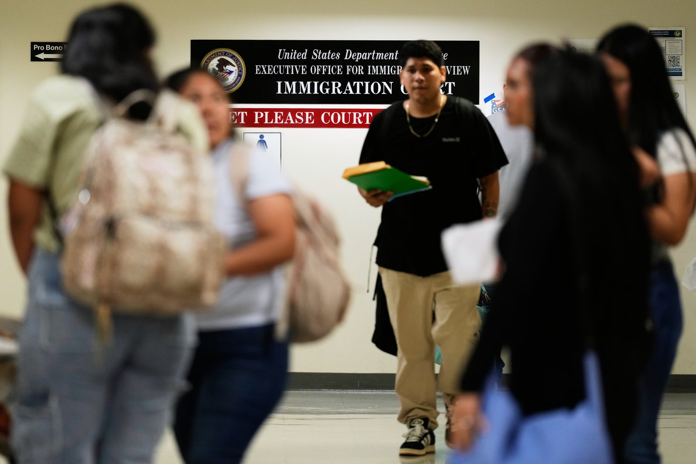 Breakneck pace in immigration courts is driving up deportation orders | iNFOnews.ca