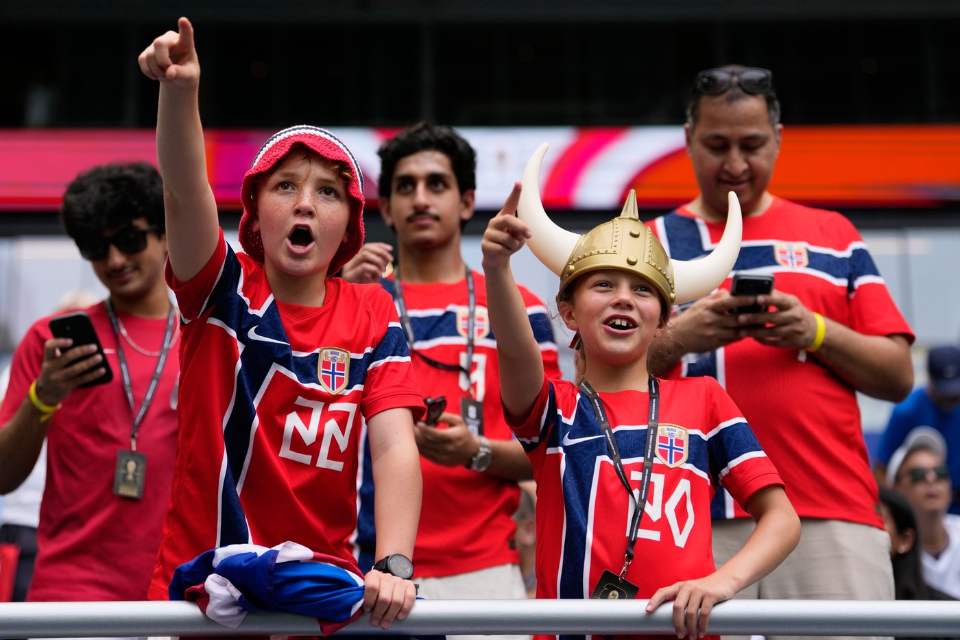 Heat and humidity make World Cup quarterfinal challenge for Norway, England even tougher | iNFOnews.ca Heat and humidity make World Cup quarterfinal challenge for Norway, England even tougher | iNFOnews.ca