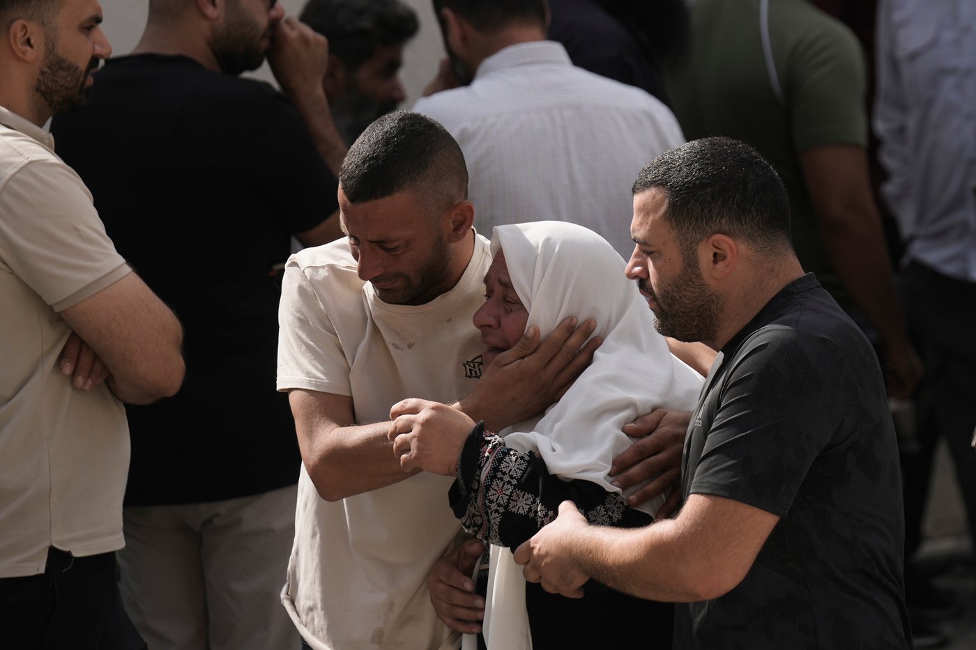 Northern West Bank in lockdown as clashes rock villages and Israel deploys troops in Nablus | iNFOnews.ca Northern West Bank in lockdown as clashes rock villages and Israel deploys troops in Nablus | iNFOnews.ca