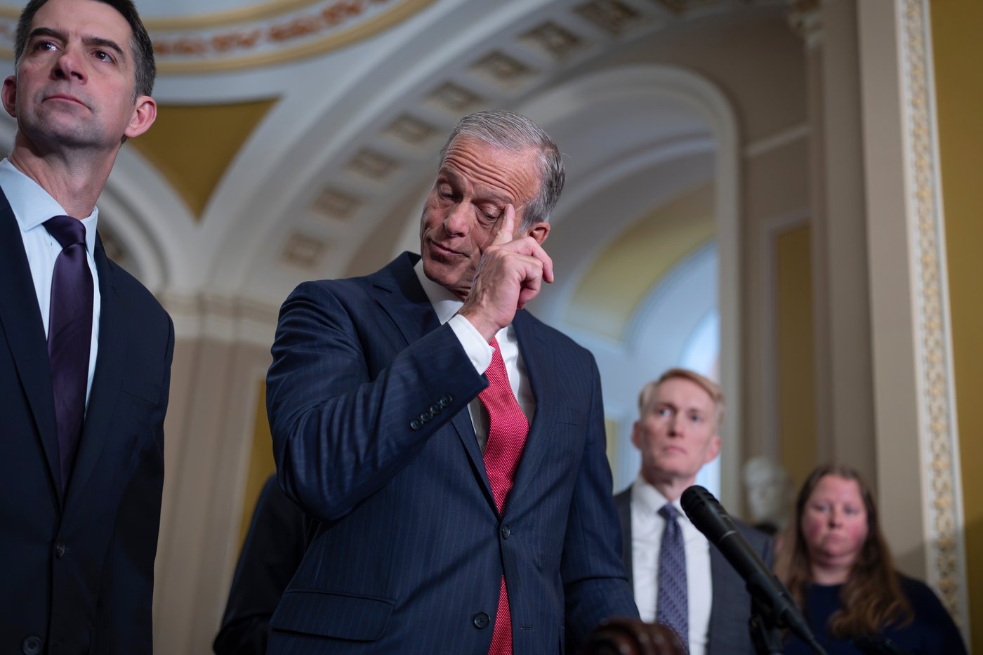 Congress approves short-term extension of divisive US surveillance program hours before expiration | iNFOnews.ca