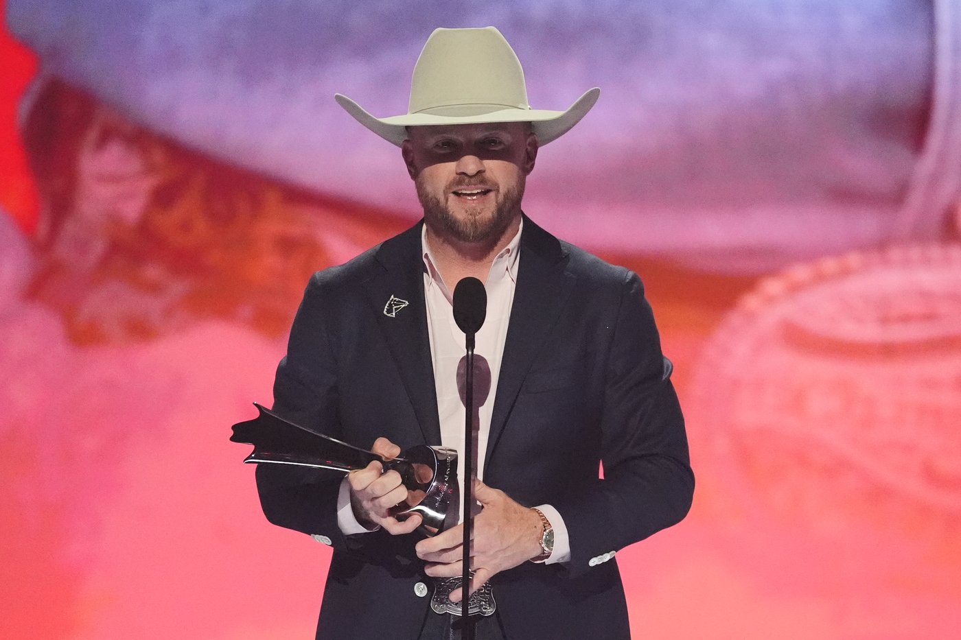 Ella Langley dominates the ACM Awards and Cody Johnson wins entertainer of the year | iNFOnews.ca