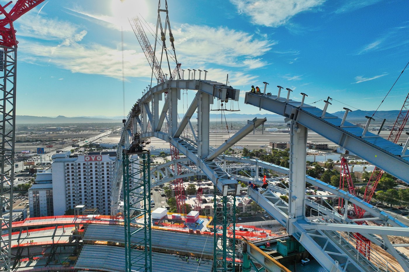 A's Las Vegas stadium takes shape as a second steel truss arch rises on the Strip | iNFOnews.ca