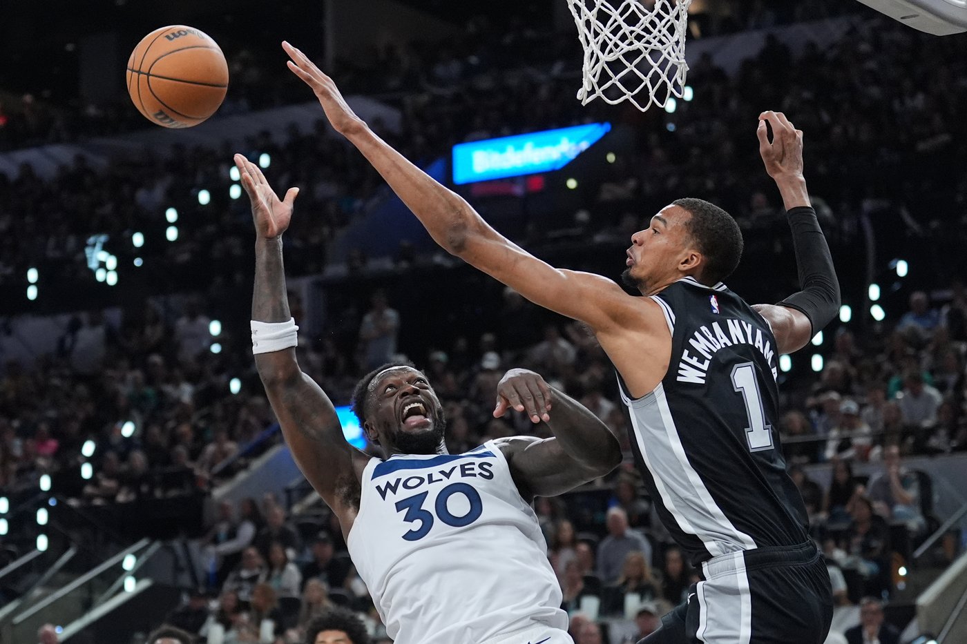 Wembanyama responds to ejection with a dominant Game 5 as Spurs rout Wolves | iNFOnews.ca