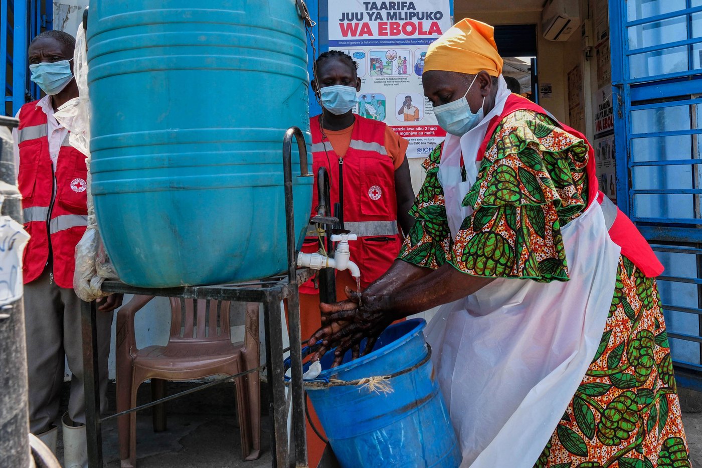 Traders face big losses after Uganda closes Congo border over Ebola contagion fears | iNFOnews.ca