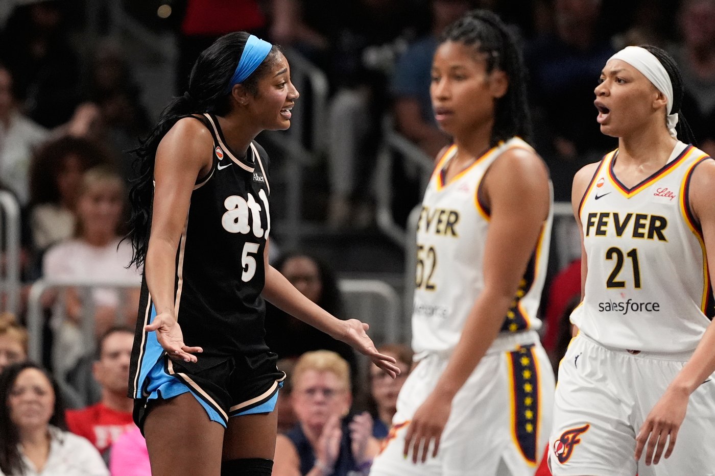 Timpson scores career-high 20 points and shines in OT as Fever edge Dream 95-91 | iNFOnews.ca Timpson scores career-high 20 points and shines in OT as Fever edge Dream 95-91 | iNFOnews.ca