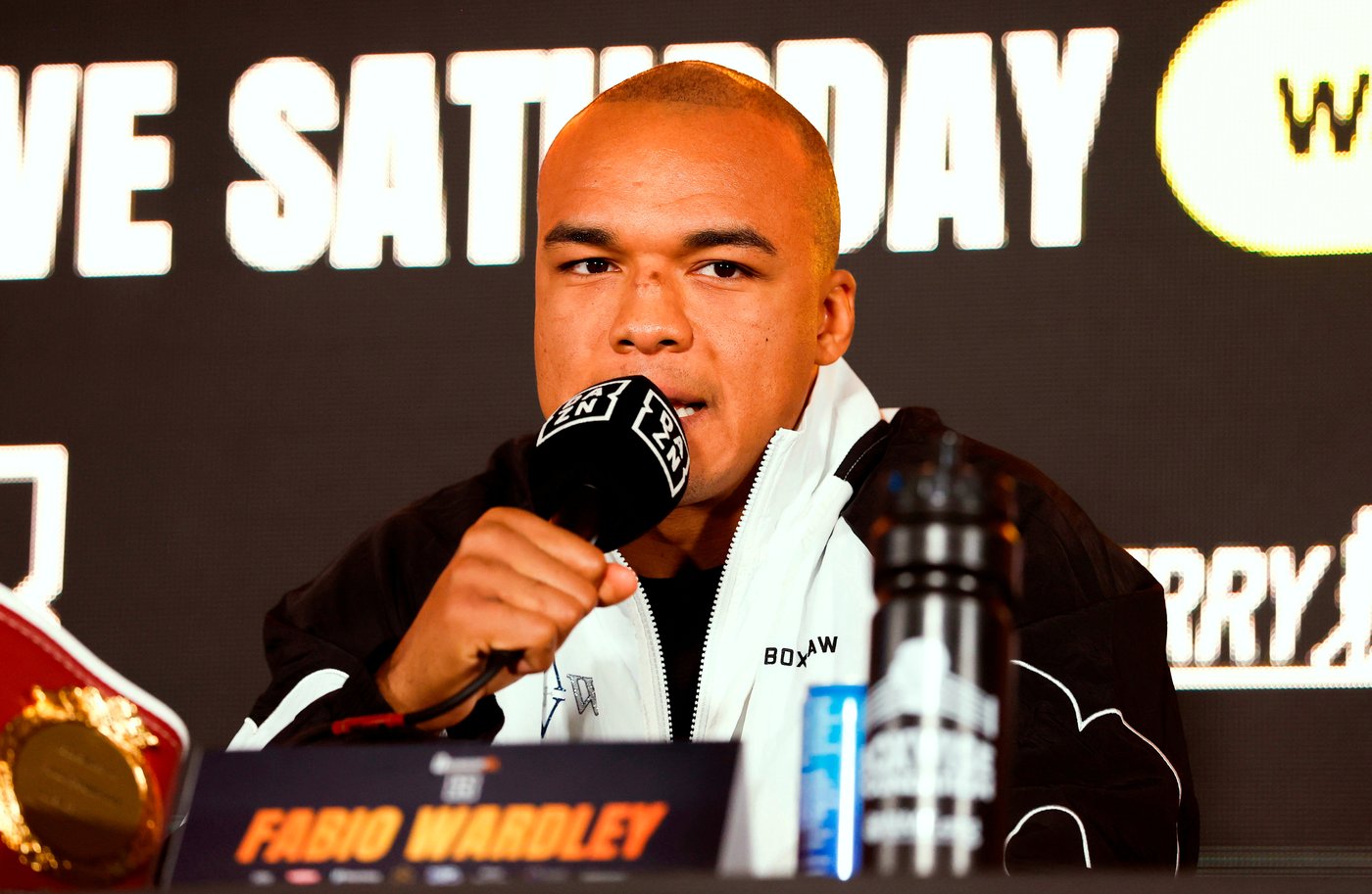 From 'bin man' jab to title stakes: Wardley and Dubois take it to the ring in Manchester | iNFOnews.ca From 'bin man' jab to title stakes: Wardley and Dubois take it to the ring in Manchester | iNFOnews.ca