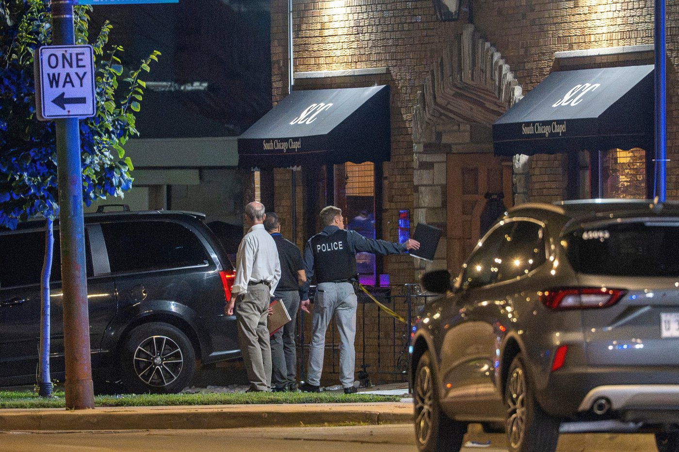 Remains of 56 people found improperly stored and decomposing at Chicago funeral home | iNFOnews.ca Remains of 56 people found improperly stored and decomposing at Chicago funeral home | iNFOnews.ca